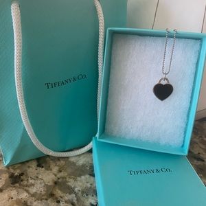 Return to Tiffany’s Black Enamel Heart** Rare find**